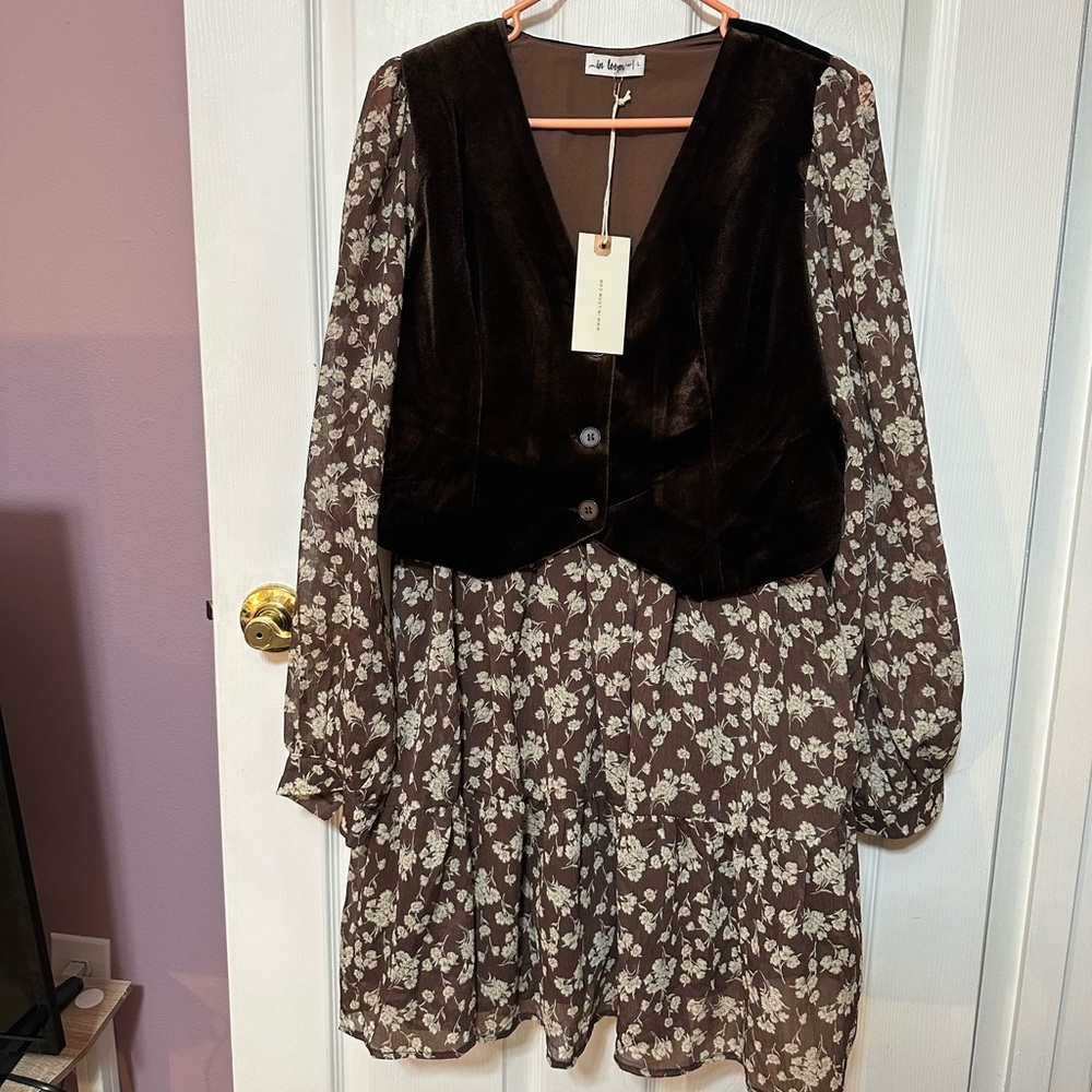 Brown Floral Tiered Long-Sleeve Dress with Velvet Vest